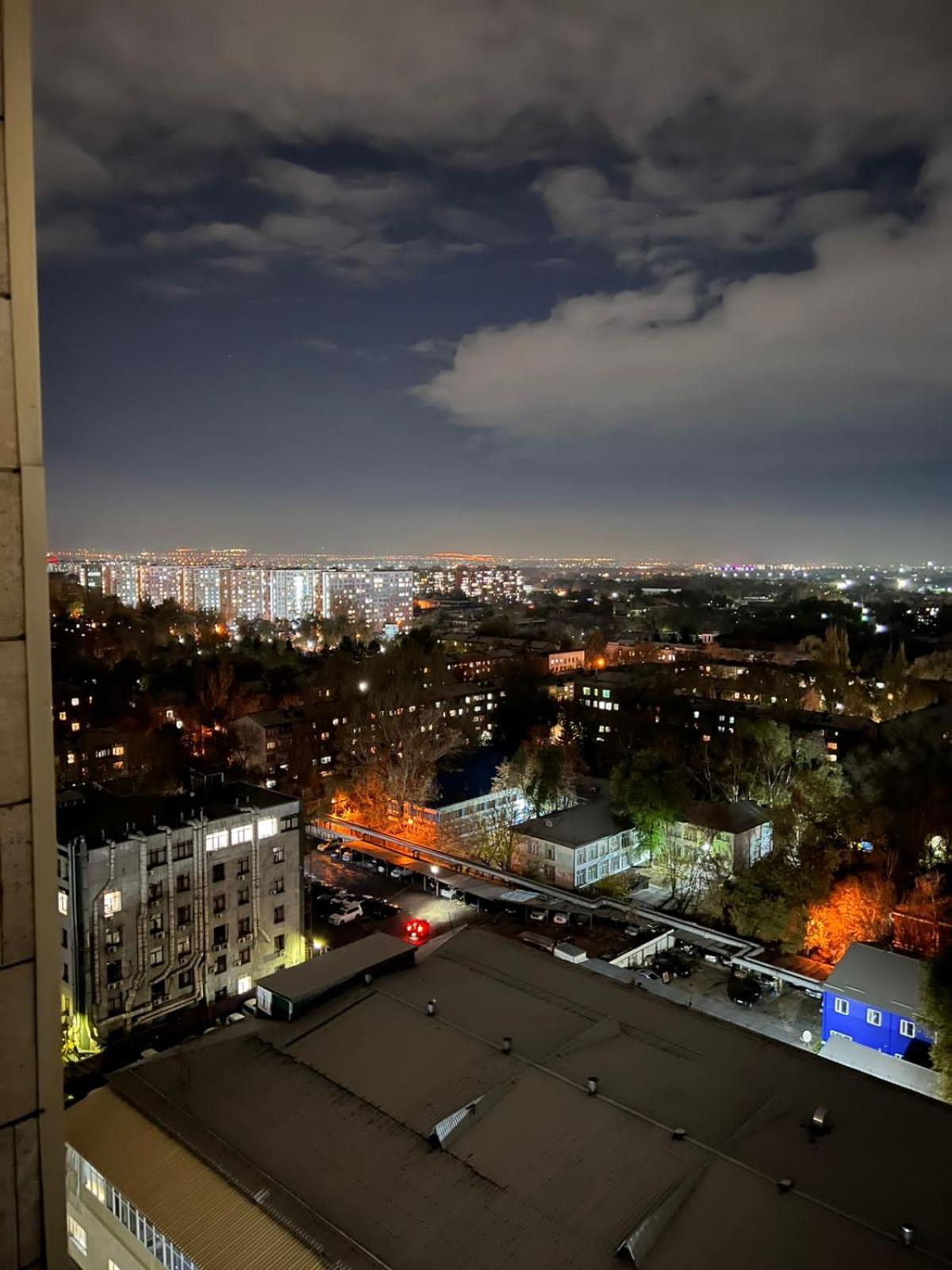 2-Х Комнатная Квартира В Центре Алматы, Жилой Комплекс Евразия Buitenkant foto